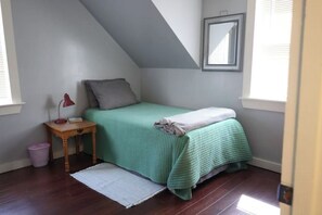 2 sovrum, strykjärn/strykbräda, gratis wi-fi och sängkläder