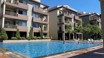 Chalet, 1 Bedroom, Smoking | Pool | Outdoor pool