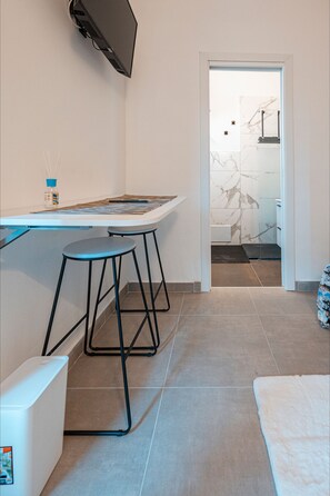 Habitación, 1 habitación, para fumadores, balcón | Interior
