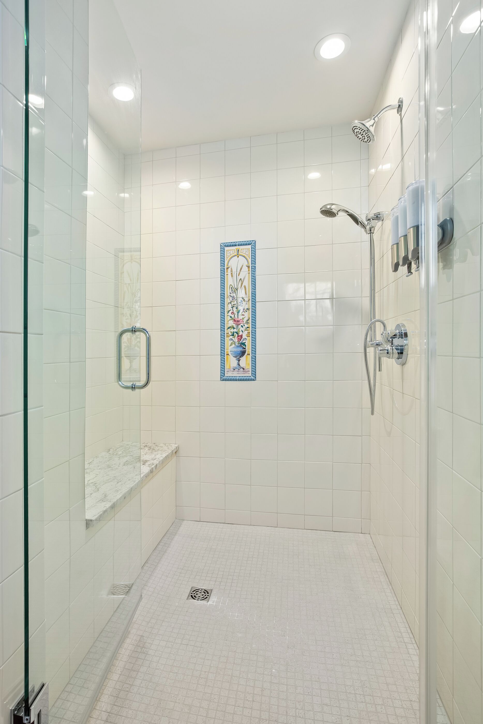 Winston King Room | Bathroom | Free toiletries, hair dryer, bathrobes, towels