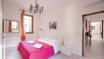 3 habitaciones, tabla de planchar con plancha y wifi gratis