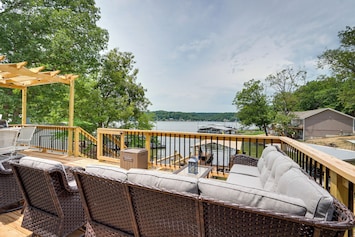 Stover Vacation Rental | 3BR | 2BA | 1,200 Sq Ft | Step-Free Access