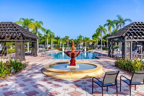 Pool - Spacious 6BR villa in Bella Vida Resort with private pool and lake view near Disney (Kissimmee)
