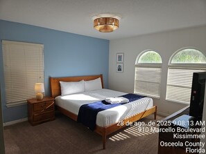 6 slaapkamers, een strijkplank/strijkijzer, gratis wifi, beddengoed