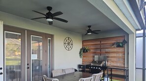 Outdoor dining - Spacious 6BR villa in Bella Vida Resort with private pool and lake view near Disney (Kissimmee)