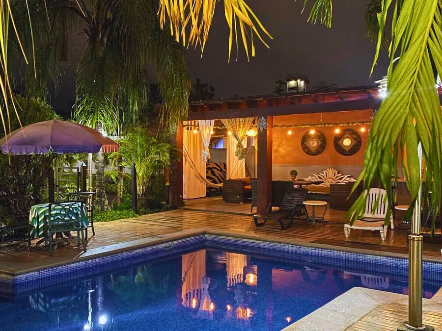 Televisor de plasma de 32 polzades amb canals per cable