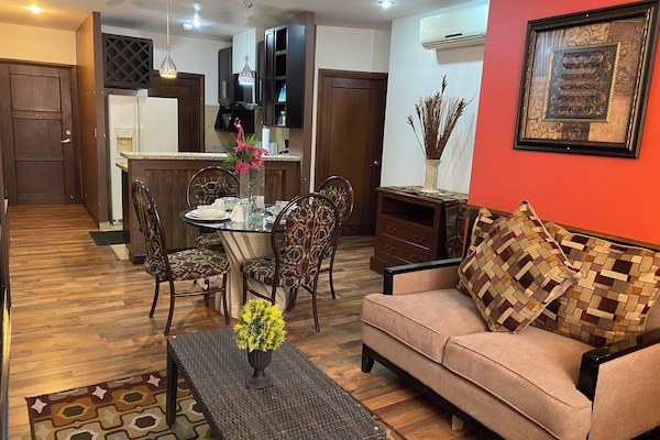 TV al plasma 32 pollici con canali via cavo