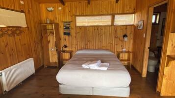 คลาสสิกเคบิน | 2 ห้องนอน, Wi-Fi ฟรี