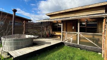 ด้านหน้าที่พัก