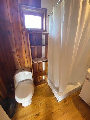Cabaña básica | Baño