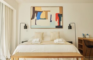 1 chambre, coffres-forts dans les chambres, fer et planche à repasser