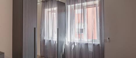 2 chambres, fer et planche Ă repasser, accĂšs Internet