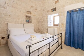 4 dormitorios, tabla de planchar con plancha, wifi y ropa de cama