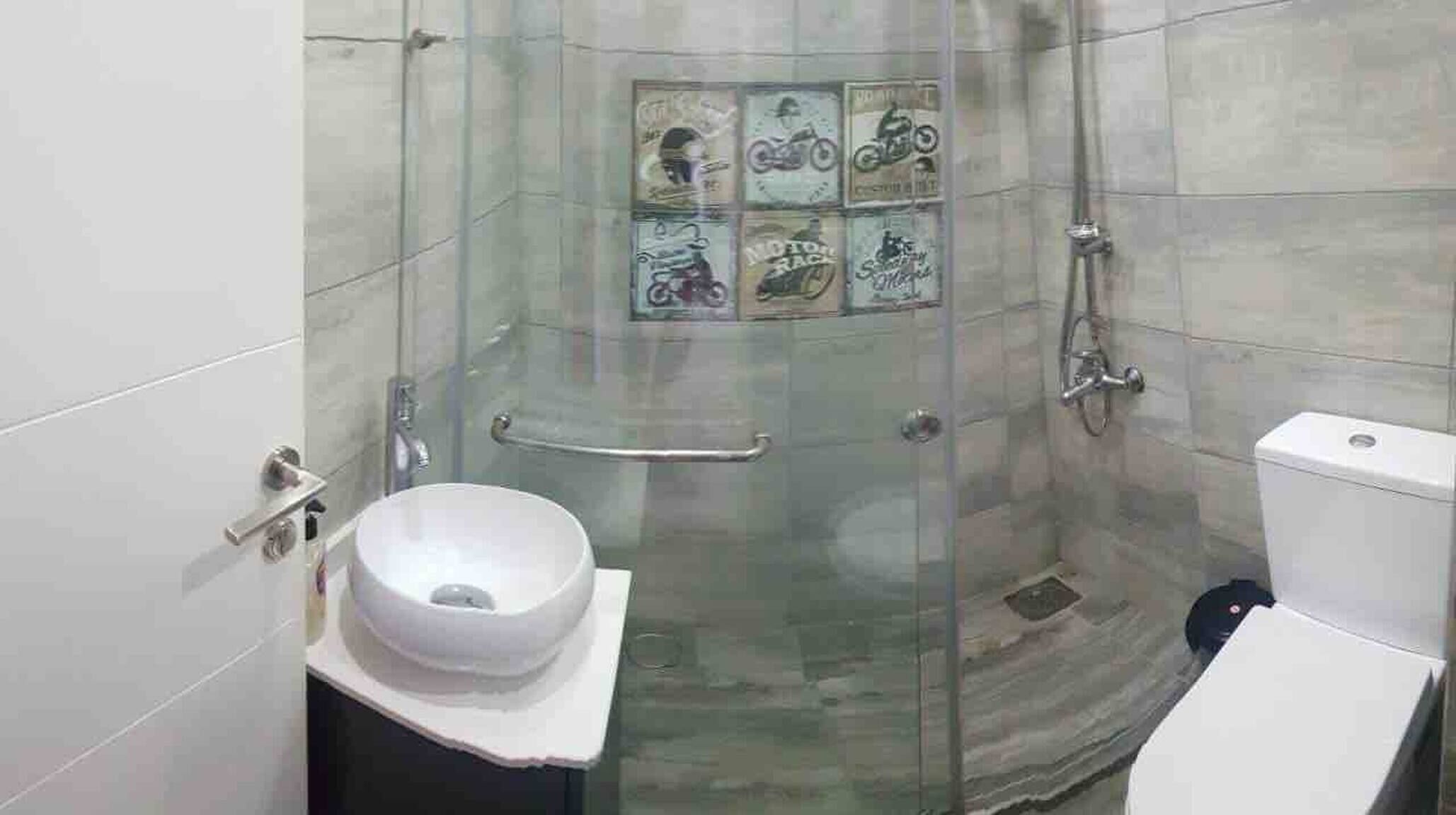 Chalet, 2 Bedrooms, Smoking, Balcony | Bathroom