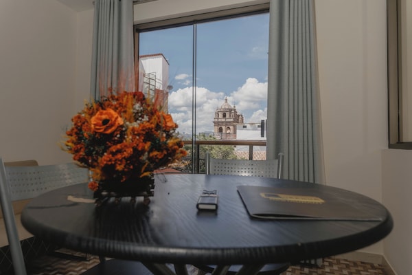 Panoramic Apartment | Free WiFi, bed sheets