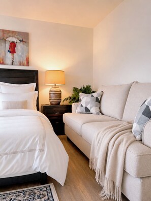 1 chambre, bureau, fer et planche à repasser, Wi-Fi