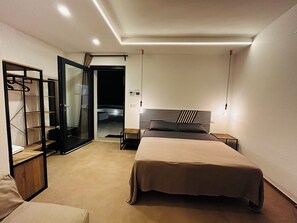 3 chambres, fer et planche à repasser, Wi-Fi gratuit, draps fournis