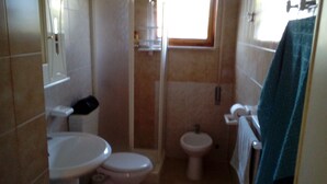 Apartment, 2 Bedrooms, Patio | Bathroom - Exclusive Garden Apartment (Castelsardo)