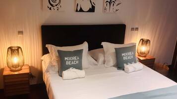 1 habitación, tabla de planchar con plancha, wifi gratis y ropa de cama