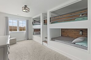 3 bedrooms, free WiFi, bed sheets