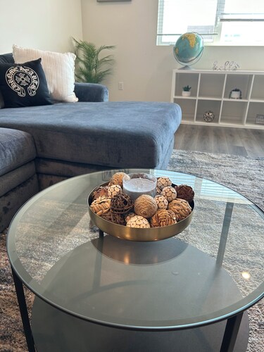 Spacious & Modern 1BedRM in Noho