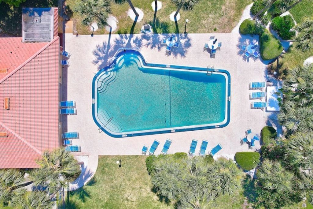 Annabelle's Intracoastal Condo 2 Bed/ 2 bath