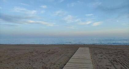 Piso Bolnuevo Playa, muy Cerca de la Playa, al Lado Todos los Servicios,