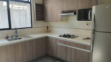 Apartemen, 2 kamar tidur, balkon, pemandangan kota | Interior