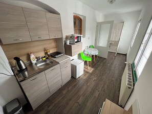 Comfort Room | 1 bedroom, hypo-allergenic bedding, desk, laptop workspace - H&M Penzion (Zlutice)
