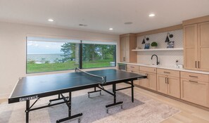Spielezimmer