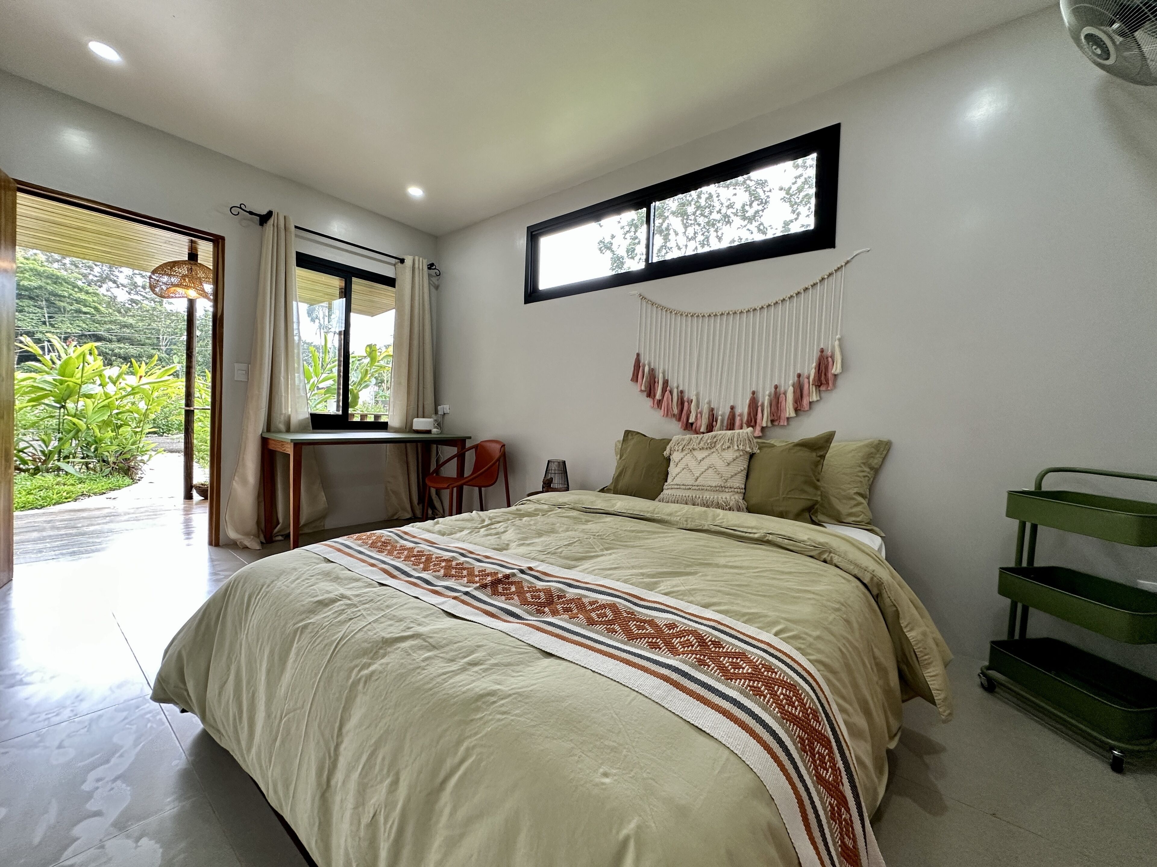 Design studio suite | Een bureau, gratis wifi