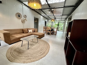 Televisión de pantalla plana