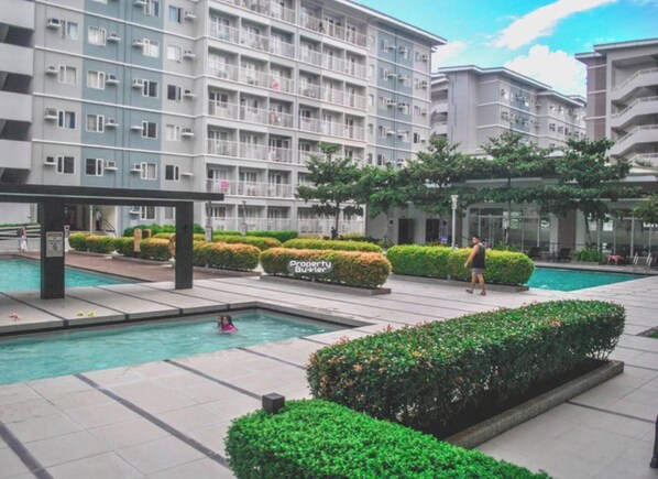 Room, 1 Bedroom, Accessible, Balcony | Pool | Outdoor pool