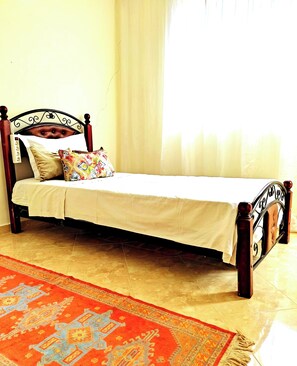 1 bedroom, iron/ironing board, WiFi, bed sheets