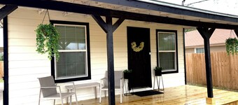 Cozy Getaway-Minutes from the Lucky Eagle Casino!