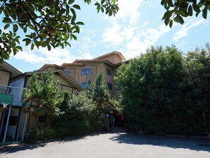Exterior - Tabist Sakura no Yakata Hotel (Fuefuki)