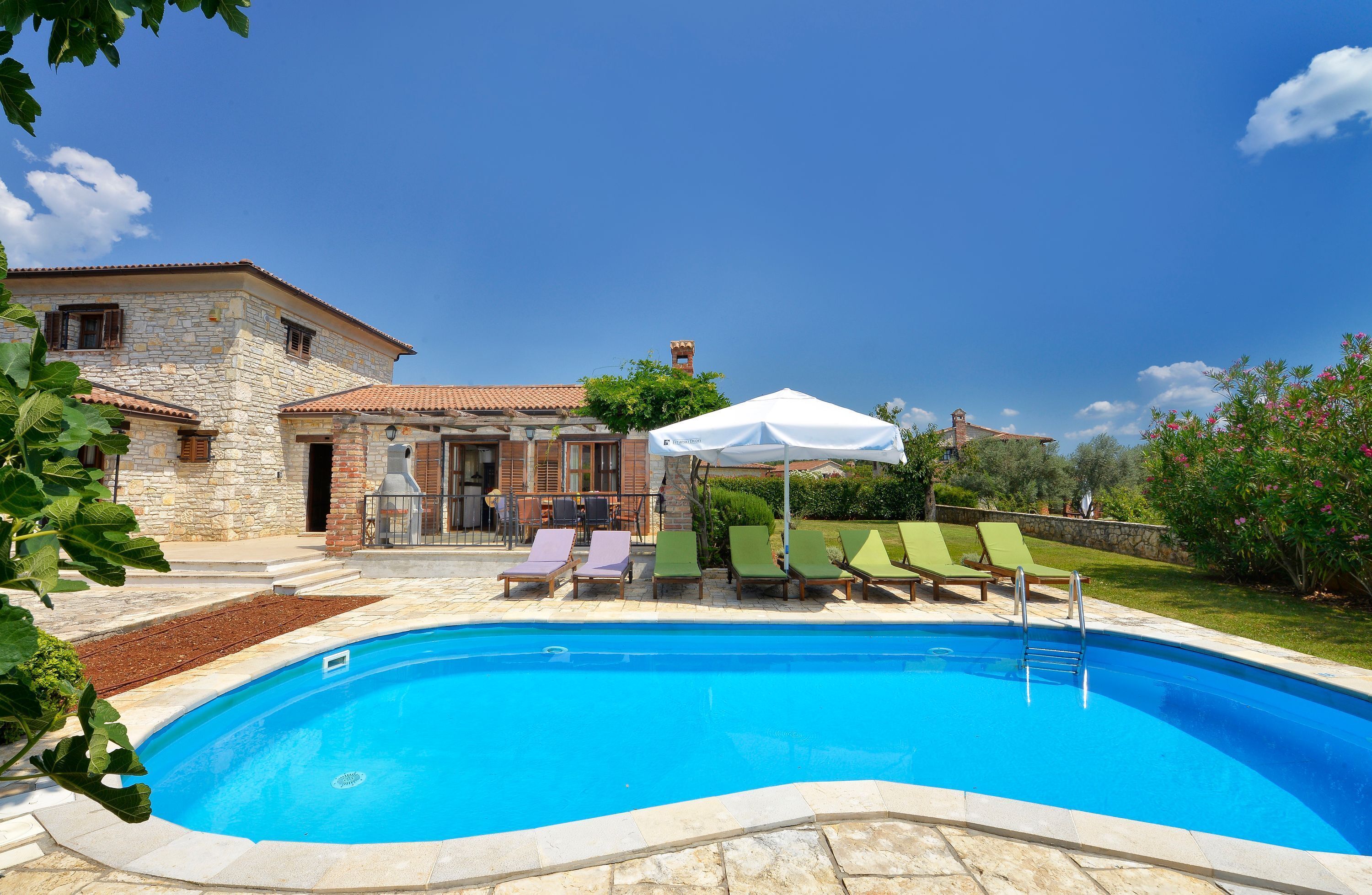 Vila | 4 kamar tidur