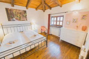 Villa | 4 bedrooms - Jurinea in Vi Njan With 4 Bedrooms and 2 Bathrooms (Visnjan)