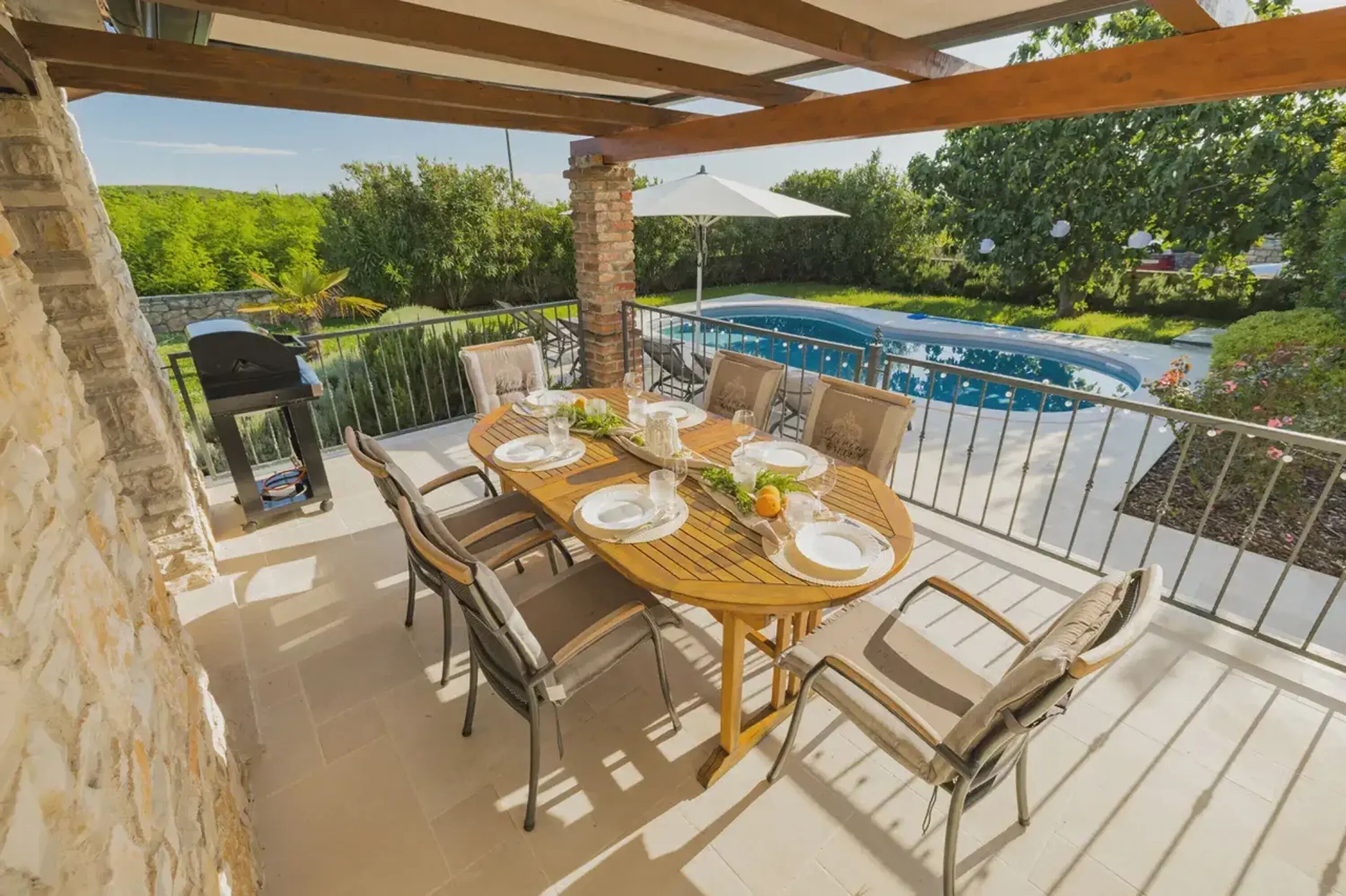 4 عدّة غرف نوم