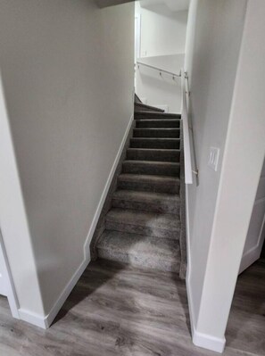 Interior - Quiet and Spacious - 2 bedroom guest suite.
(Edmonton)