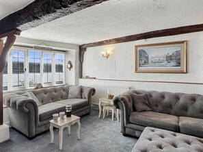 TV, fireplace - Captain's Cottage, Minehead (Minehead)