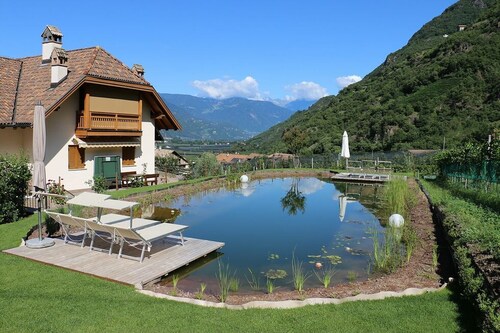 Holiday Apartment "Rosengartnerhof Maultasch" with Mountain View, Shared Pool & Wi-Fi