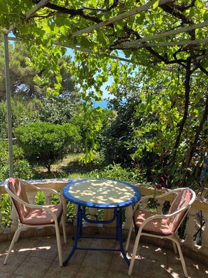 Balcony - Entire Private Apartment in Ulcinj (Ulcinj)