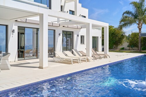 Villa 'Palacio Nazari' mit privatem Pool, WLAN und Klimaanlage