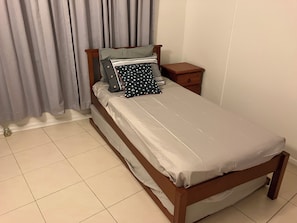 2 bedrooms, desk, iron/ironing board, bed sheets