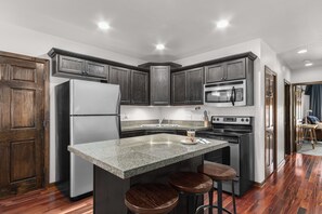 Private kitchen - Century Cafe Flat (Kewaskum)