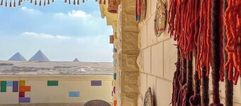 Atlantis pyramids Inn new 