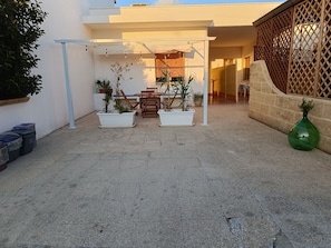 Appartement, 1 chambre, accessible aux personnes à mobilité réduite, fumeur | Terrasse/Patio