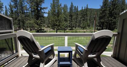 4th Fairway Retreat Overlooking the Feather River + A/C & EV Charger