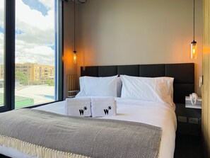 1 soverom, skrivebord, strykejern/-brett og wi-fi